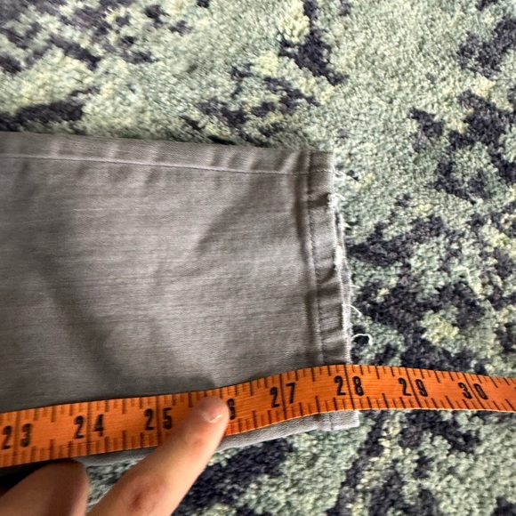 J. Crew Size 26 Gray Lookout High-Rise Skinny 28” Inseam NWOT Casual Jeans - Picture 8 of 9